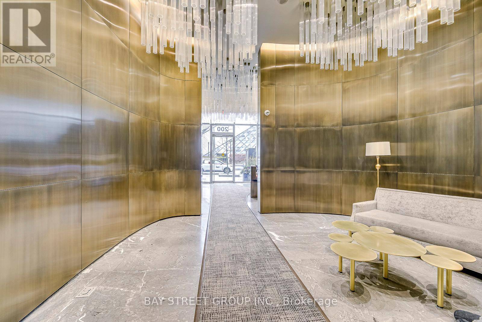 Toronto (annex), ON M5S1T8,200 Bloor ST West #1504