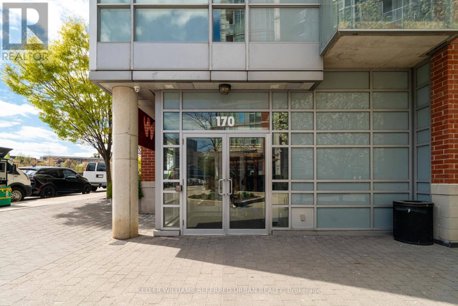 Toronto (little Portugal), ON M6J0A1,170 Sudbury ST #802