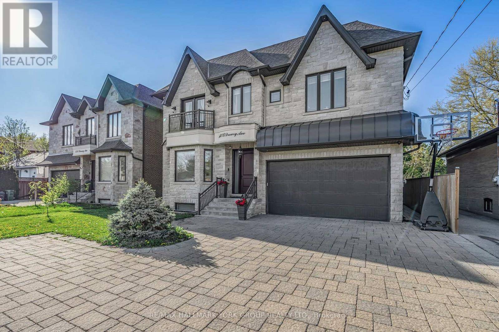 Toronto (newtonbrook West), ON M2M1E7,376A DREWRY AVENUE