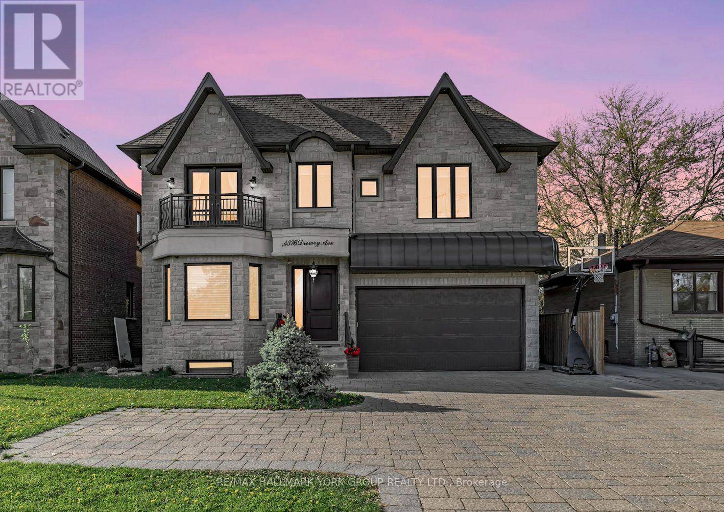 Toronto (newtonbrook West), ON M2M1E7,376A DREWRY AVENUE