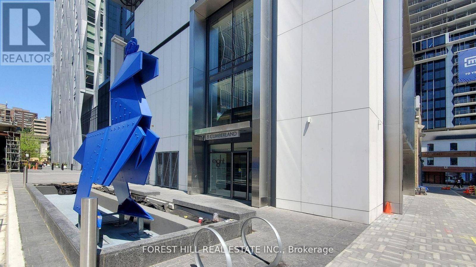 Toronto (annex), ON M4W0B6,8 Cumberland ST #4703