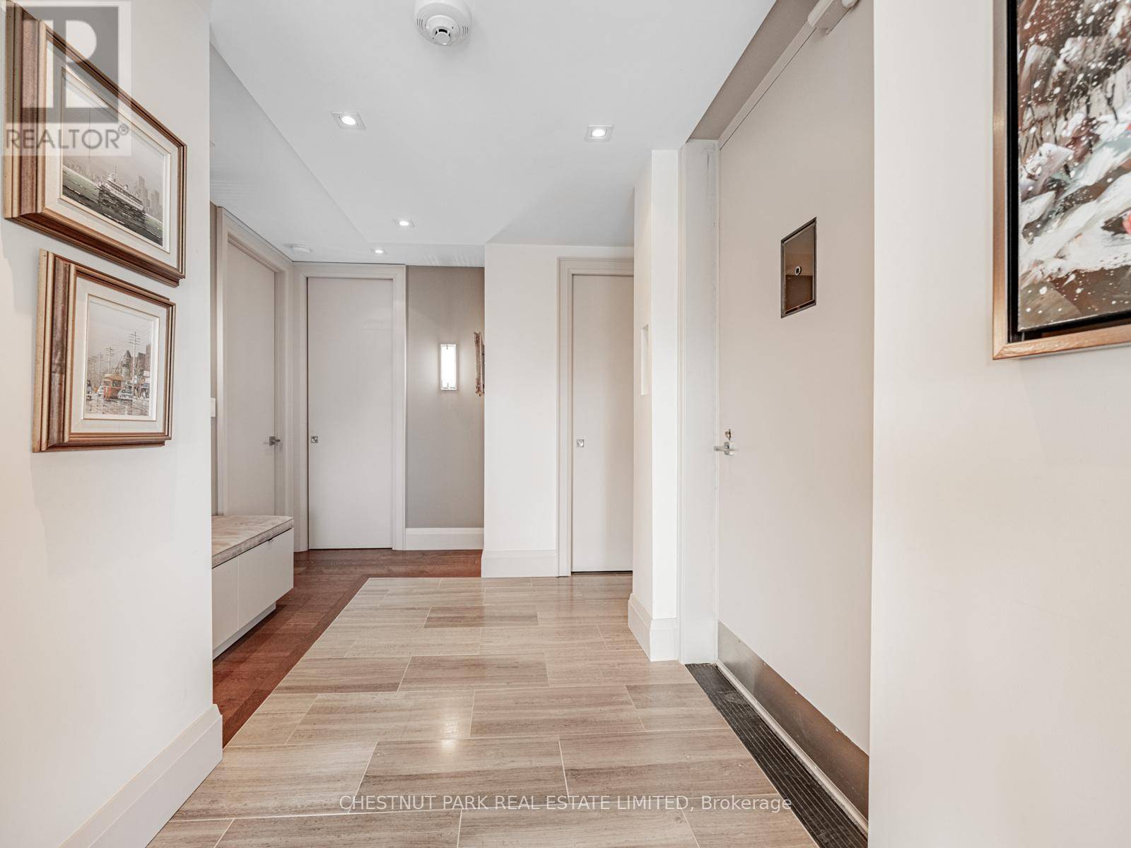 Toronto (yonge-st. Clair), ON M4V2H7,423 Avenue RD #8