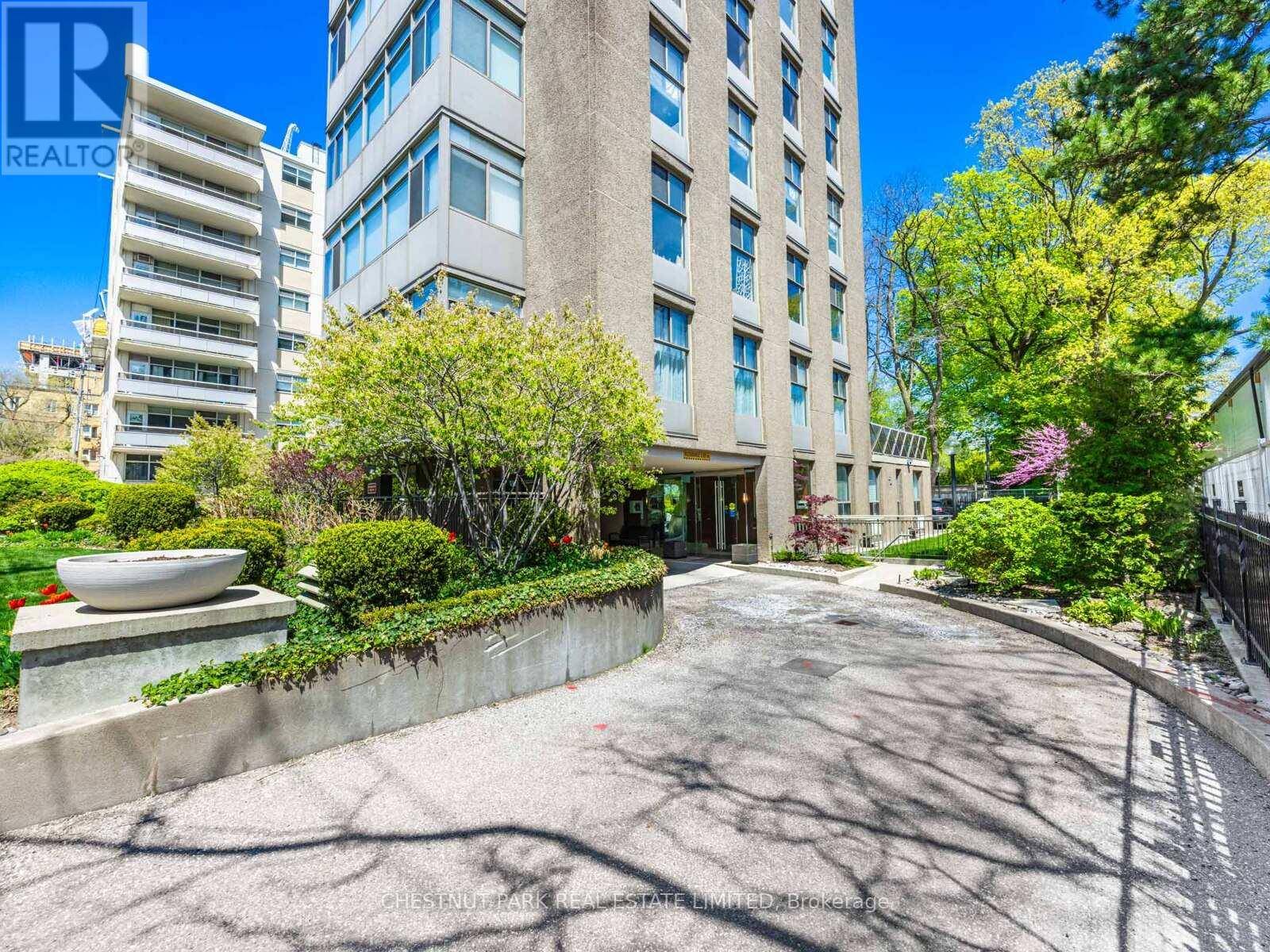 Toronto (yonge-st. Clair), ON M4V2H7,423 Avenue RD #8