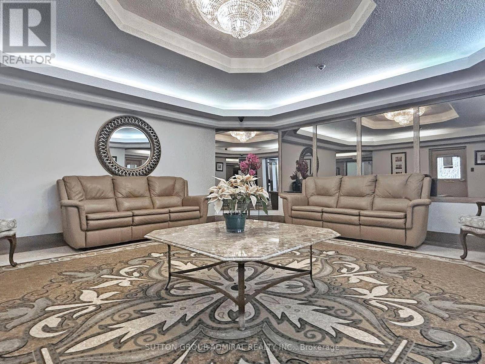 Toronto (westminster-branson), ON M2R3N1,100 Antibes DR #1204