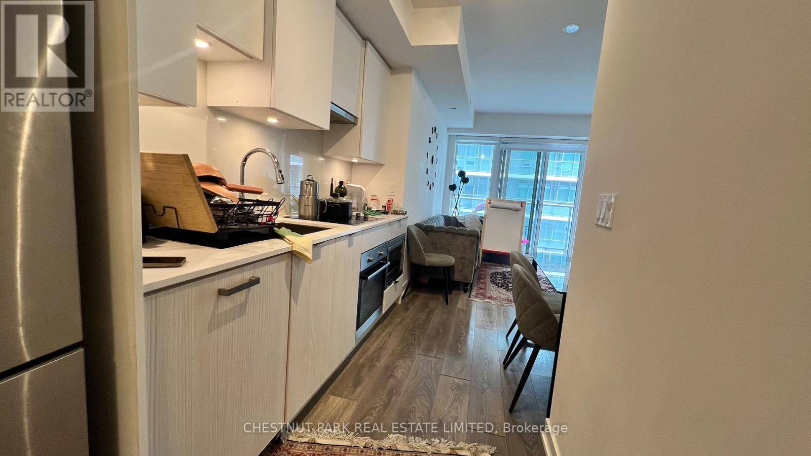 Toronto (mount Pleasant West), ON M4P0E3,99 Broadway AVE #3506