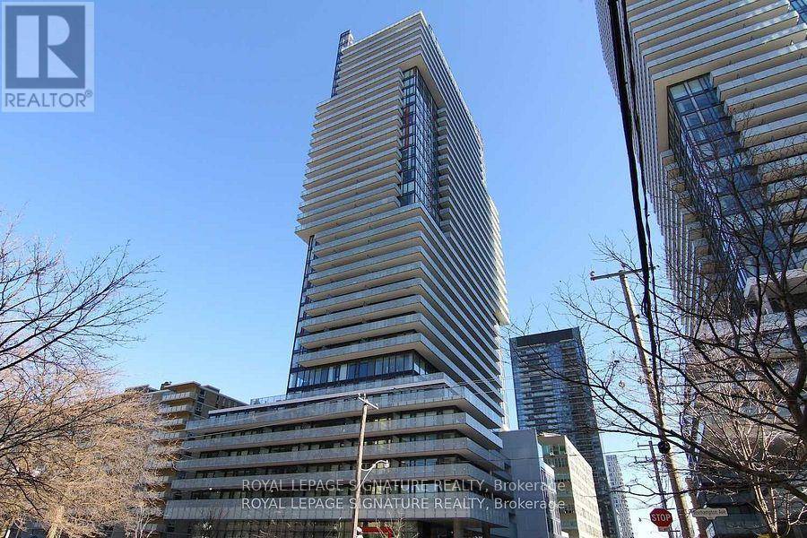 Toronto (mount Pleasant West), ON M4P0C6,185 Roehampton AVE #303