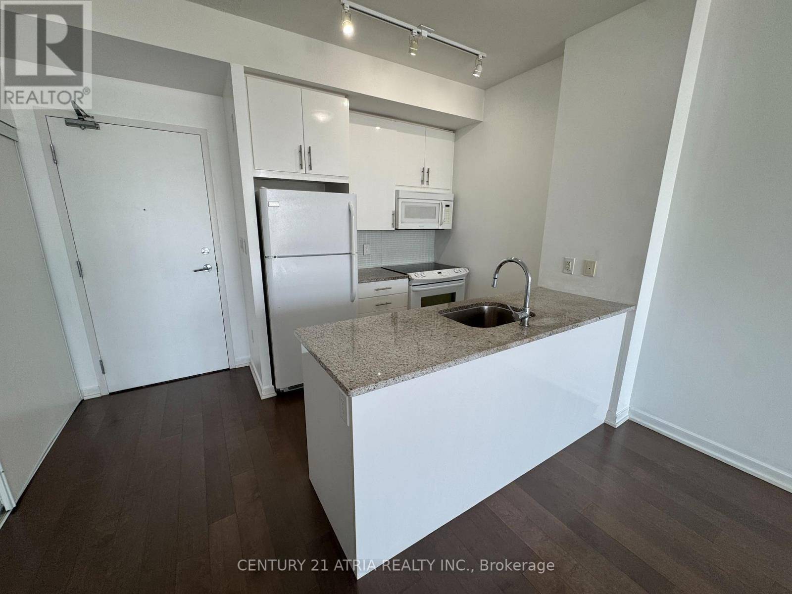 Toronto (henry Farm), ON M2J0A9,70 Forest Manor RD #911