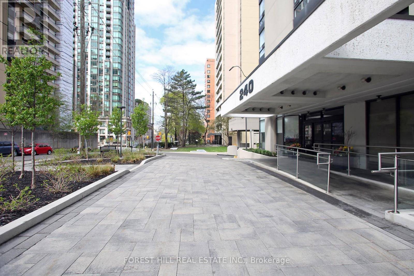 Toronto (forest Hill South), ON M5P3L5,240 Heath ST West #1601