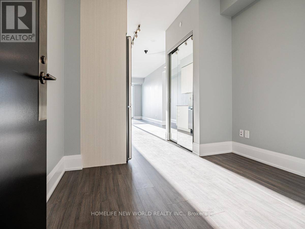 Toronto (mount Pleasant East), ON M4P0C5,101 Erskine AVE #2512
