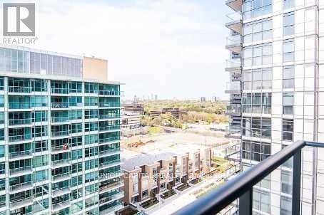 Toronto (bayview Village), ON M2K0B2,19 Singer CT #1211