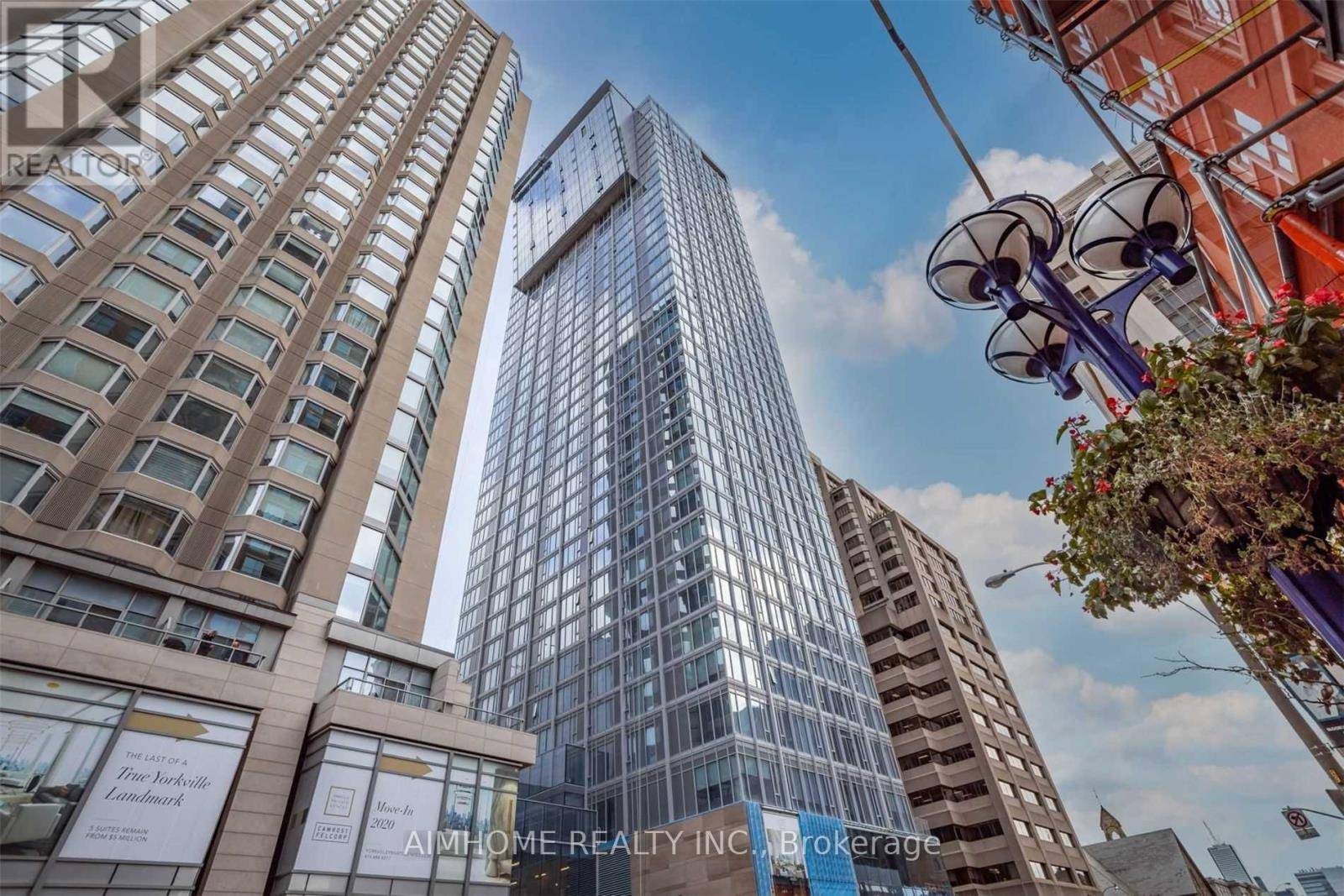 Toronto (annex), ON M5R0B6,188 Cumberland ST #1607