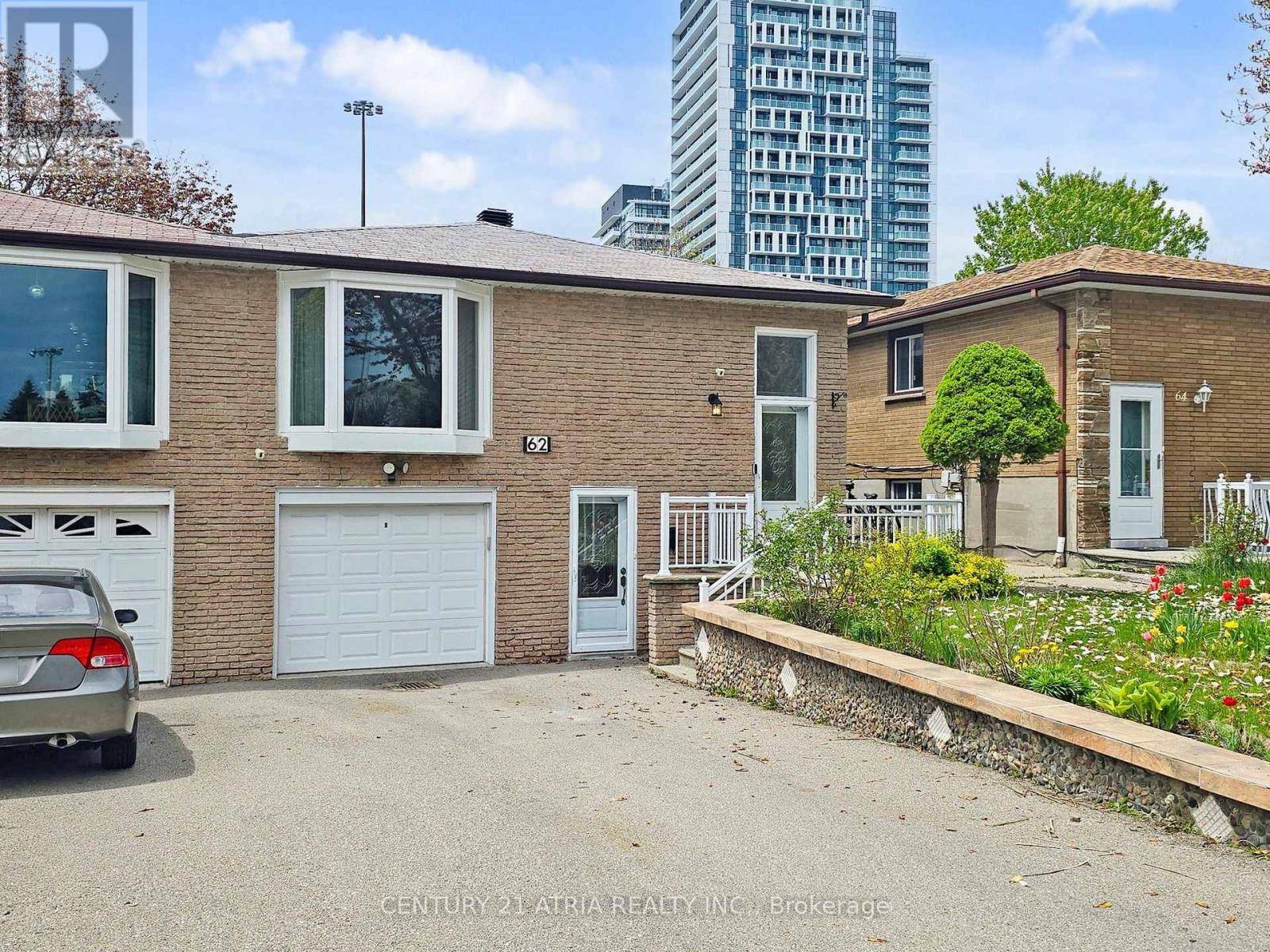 Toronto (pleasant View), ON M2J3W4,62 MUIRHEAD ROAD