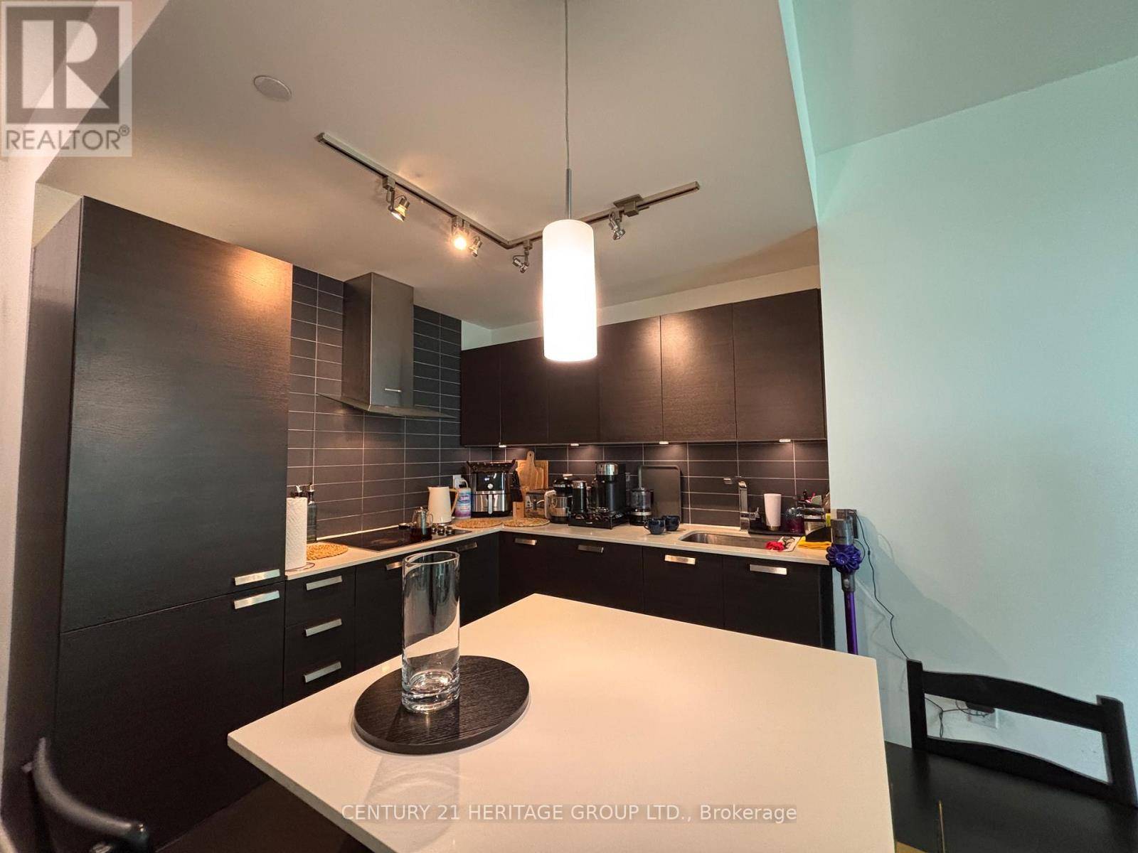 Toronto (lansing-westgate), ON M2N0H3,9 Bogert AVE #2406