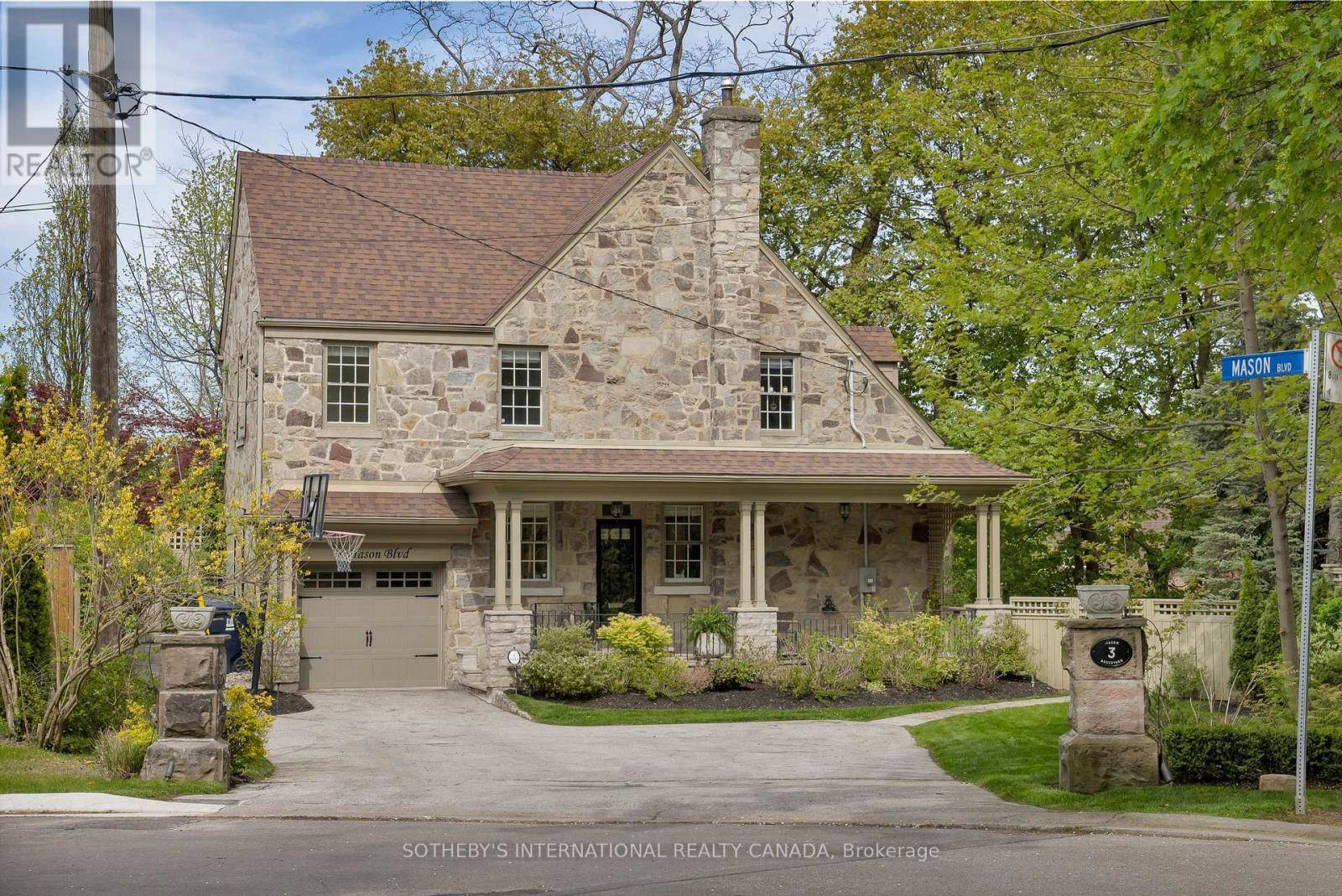 Toronto (bedford Park-nortown), ON M5M3C6,3 MASON BOULEVARD