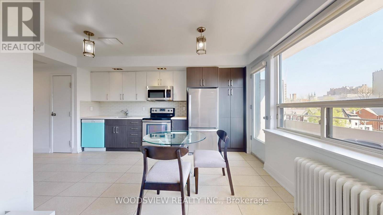 Toronto (university), ON M5S2J3,710 Spadina AVE #509