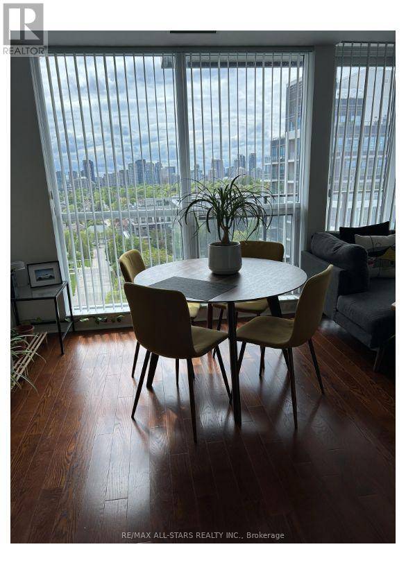 Toronto (bayview Village), ON M2K0A3,2885 Bayview AVE #1215