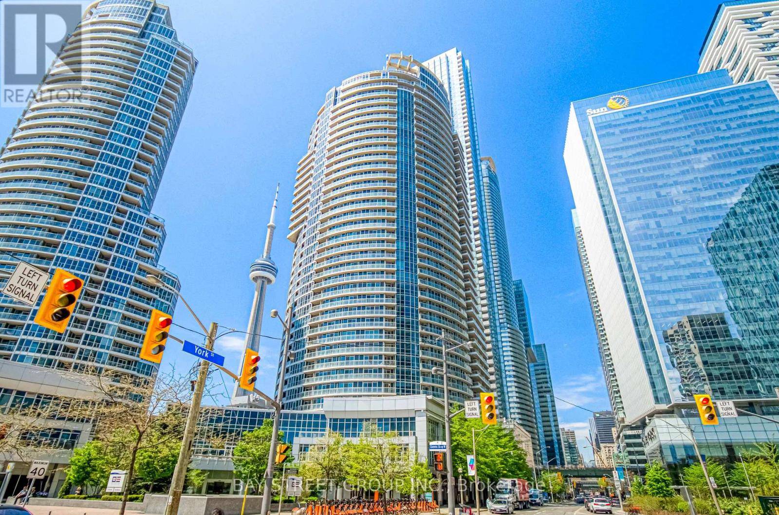 Toronto (waterfront Communities), ON M5J2Y2,8 York ST #2811
