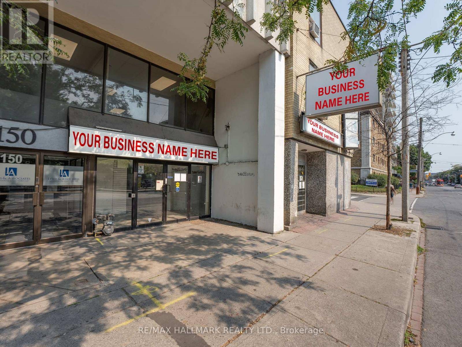 Toronto (cabbagetown-south St. James Town), ON M5A2K1,152 CARLTON STREET