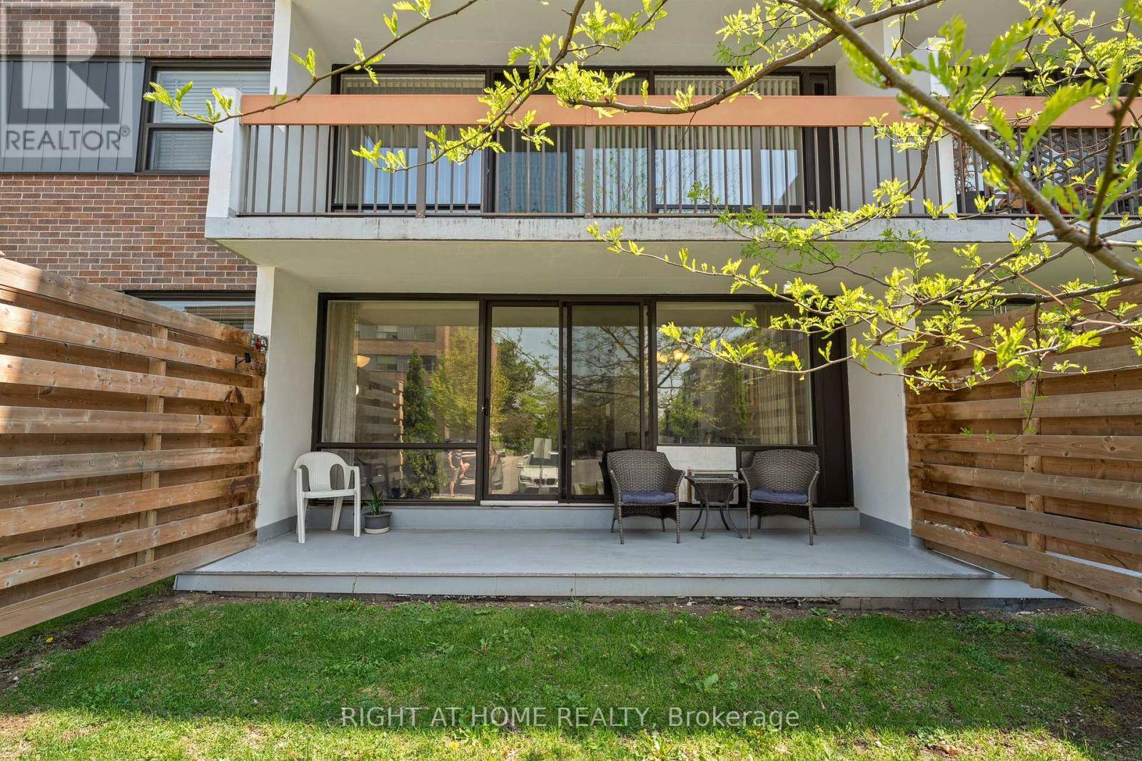 Toronto (victoria Village), ON M4A2P8,1801 O'Connor DR #102