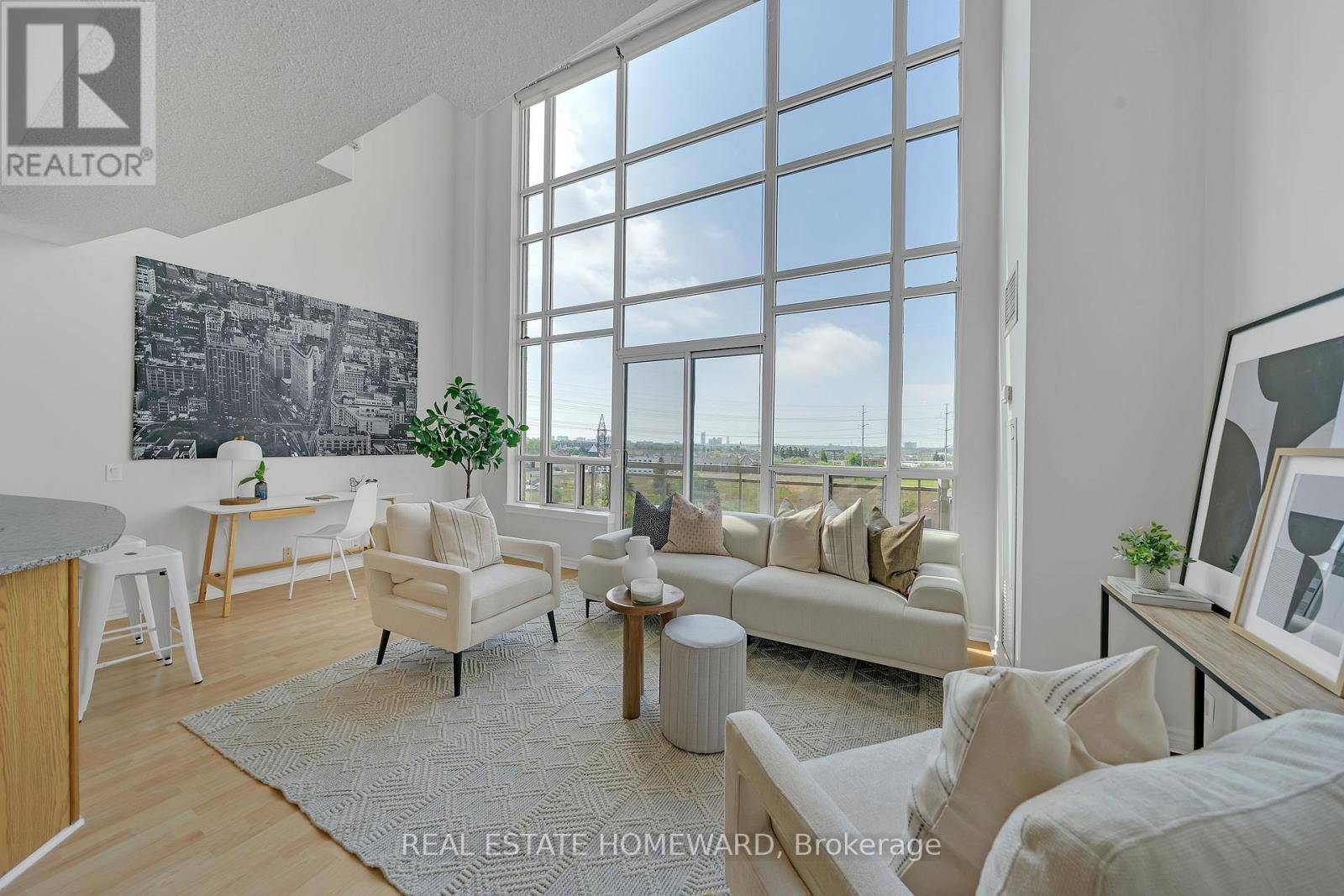 Toronto (victoria Village), ON M4A2X8,1720 East Eglinton AVE East #812