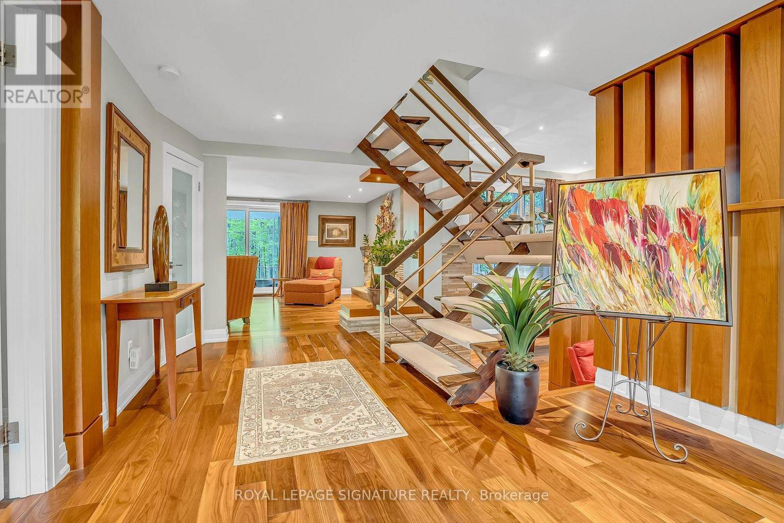 Toronto (parkwoods-donalda), ON M3A3H1,8 SILVERDALE CRESCENT