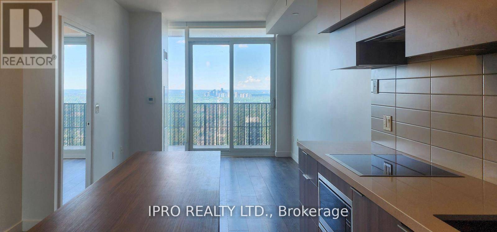 Toronto (mount Pleasant West), ON M4P0C1,8 Eglinton ST East #4506