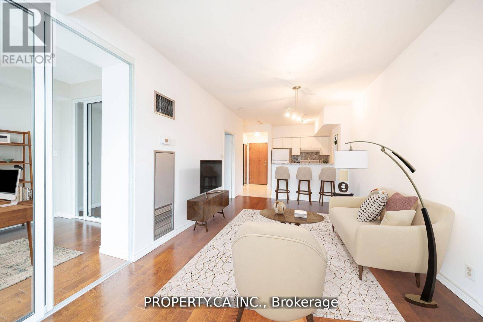 Toronto (waterfront Communities), ON M5J2R9,10 Queens Quay West #SPH2406
