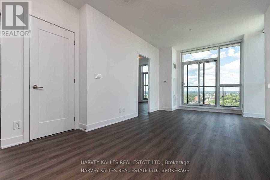 Toronto (humewood-cedarvale), ON M5P2G9,1486 Bathurst ST #1602