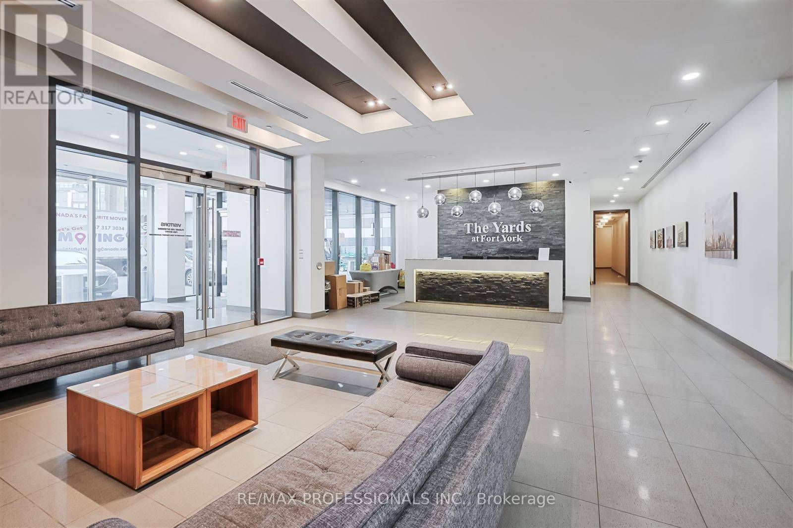 Toronto (waterfront Communities), ON M5V0G8,20 Bruyeres Mews #811