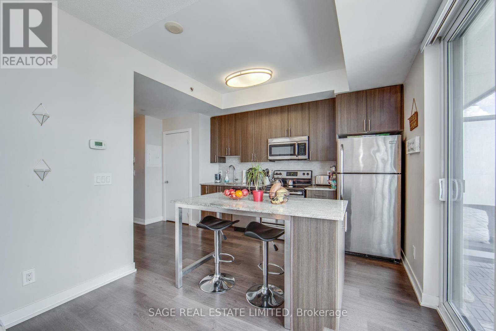 Toronto (regent Park), ON M5A0B9,225 Sackville ST #1912