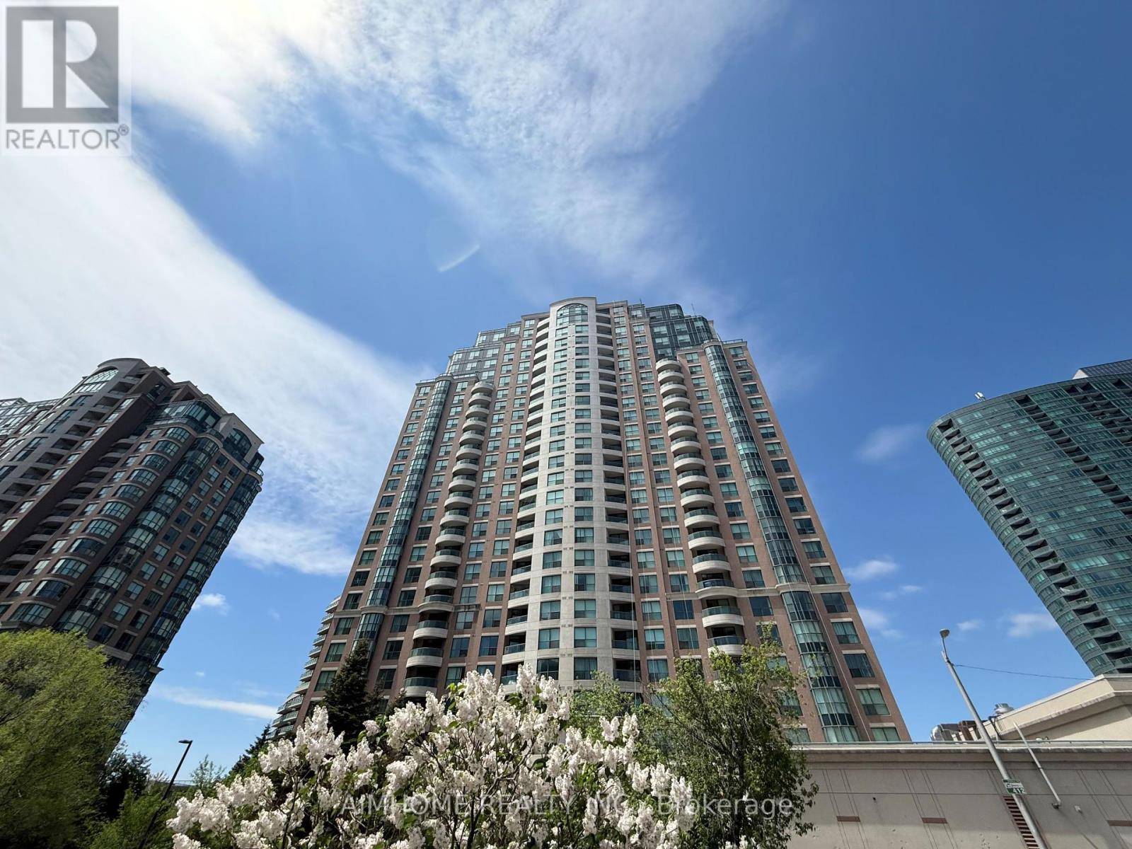 Toronto (willowdale West), ON M2N7H2,7 Lorraine DR #1716
