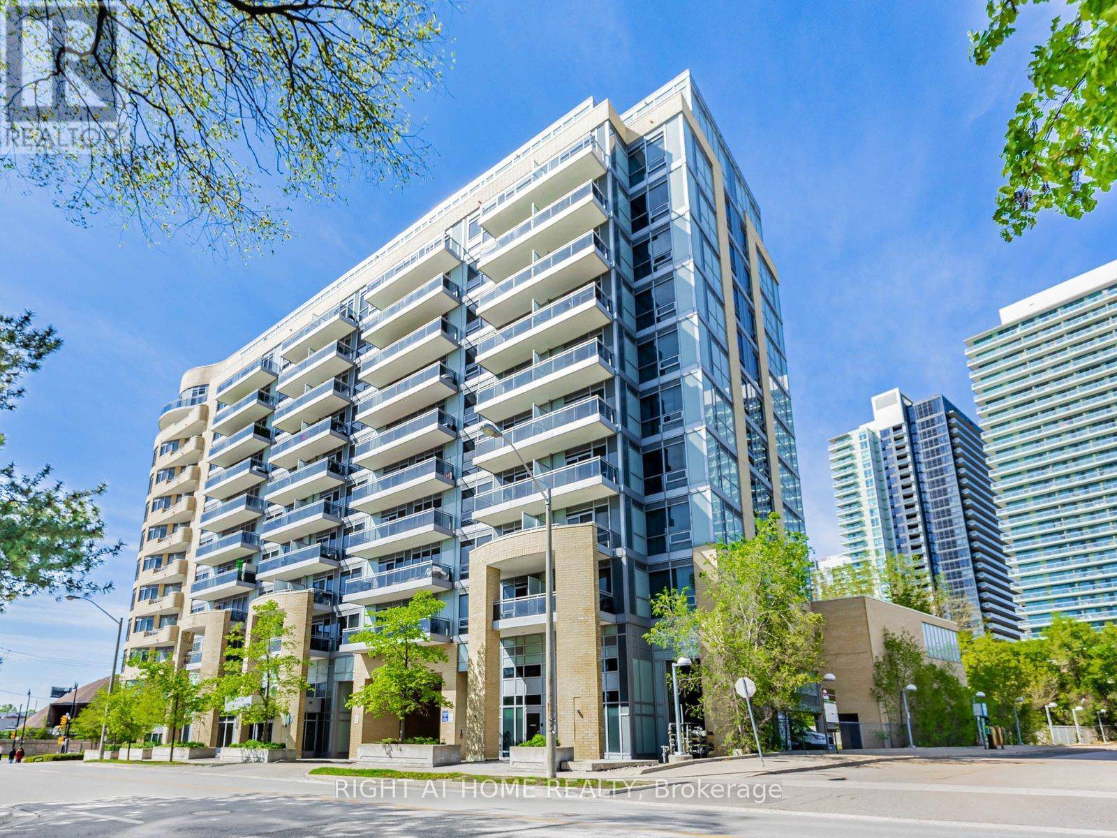 Toronto (bayview Village), ON M2K0E2,2756 Old Leslie ST #811