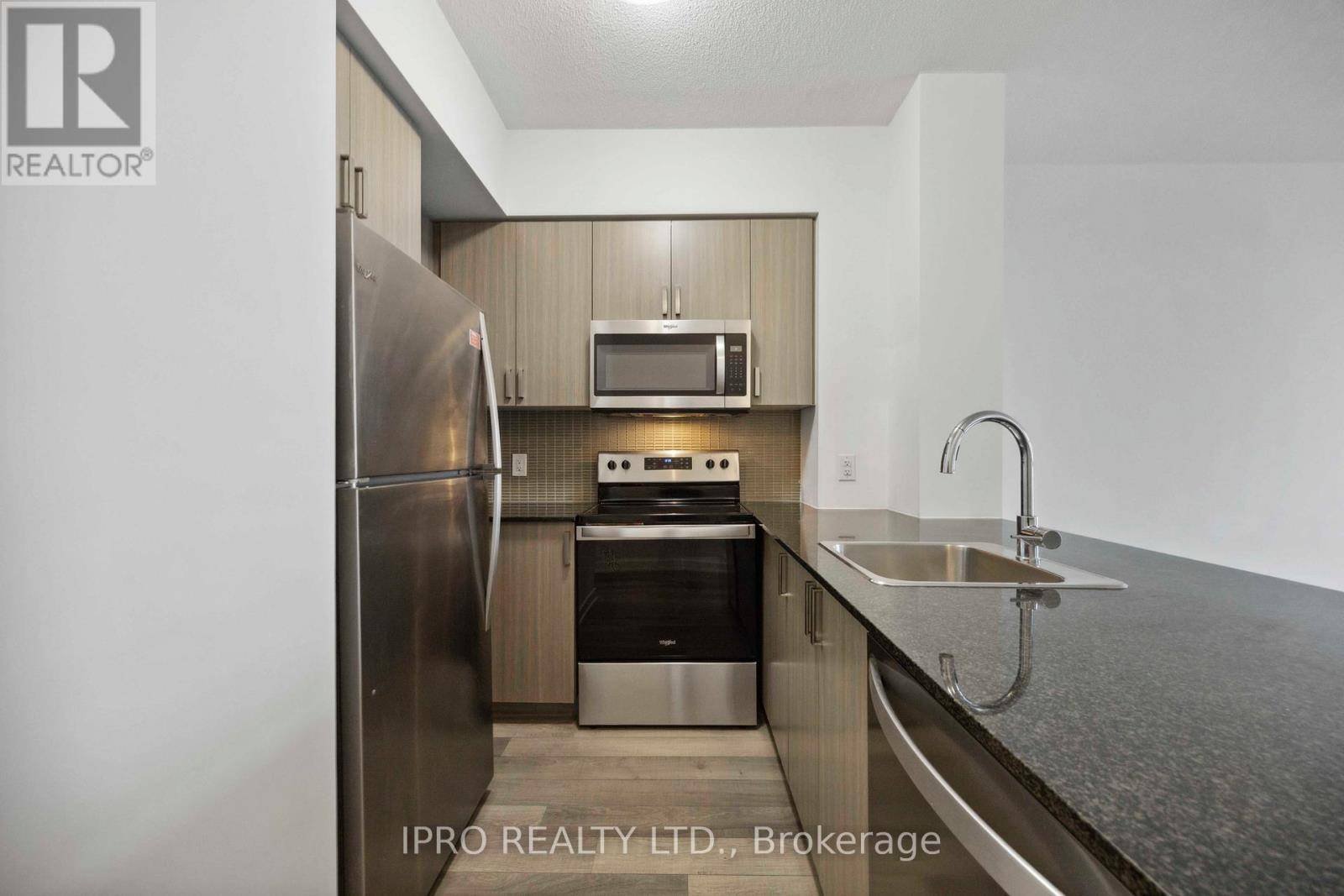 Toronto (oakwood Village), ON M6E2H1,1603 Eglinton AVE West #816