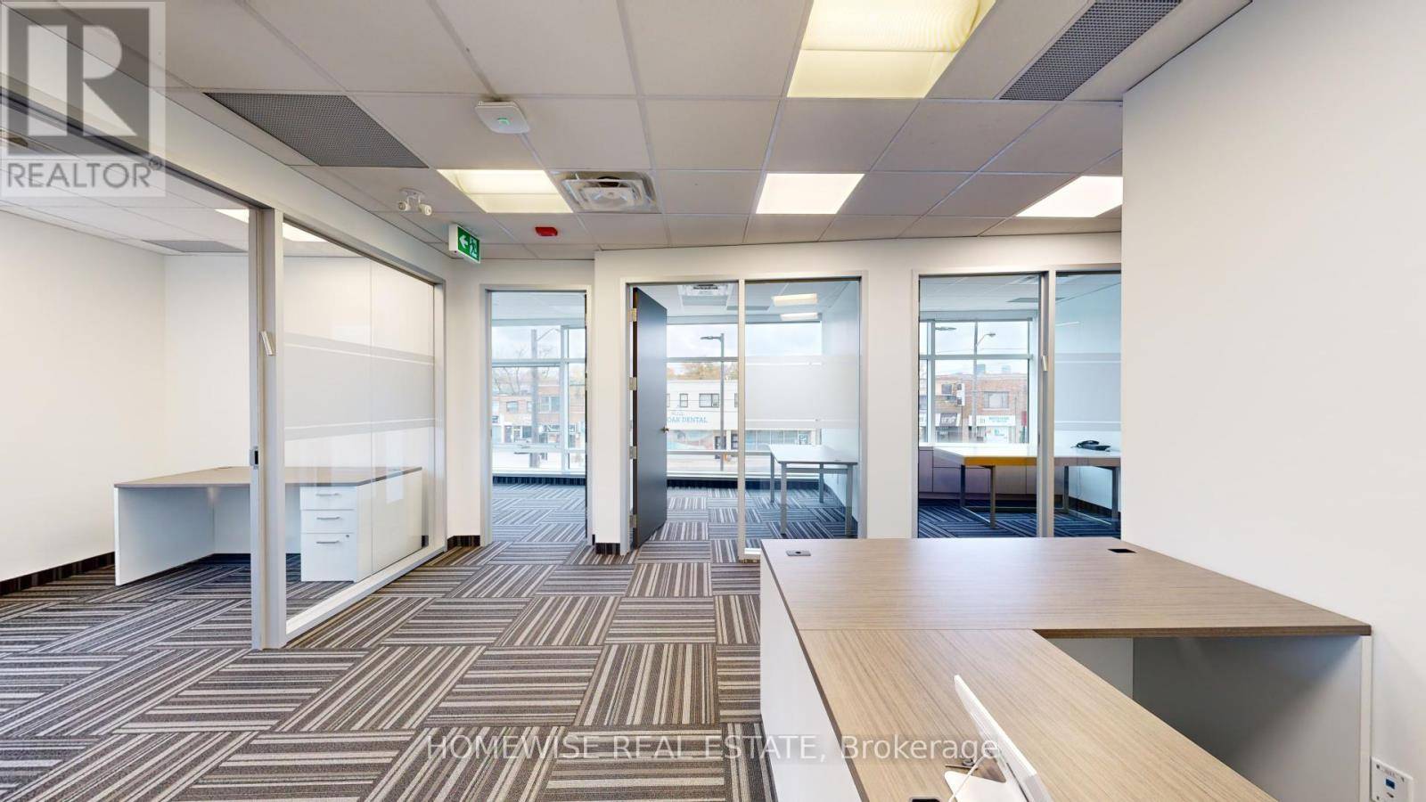 Toronto (englemount-lawrence), ON M6B3A7,2828 Bathurst ST #200