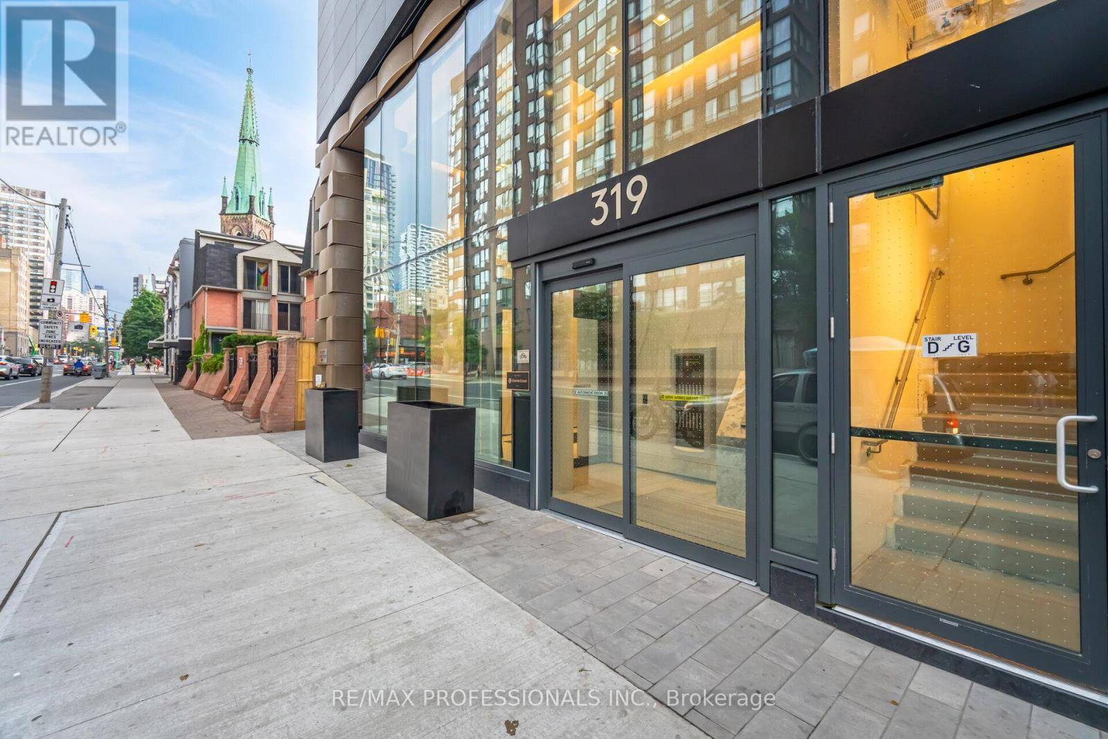 Toronto (moss Park), ON M5B0C8,319 Jarvis ST #2615