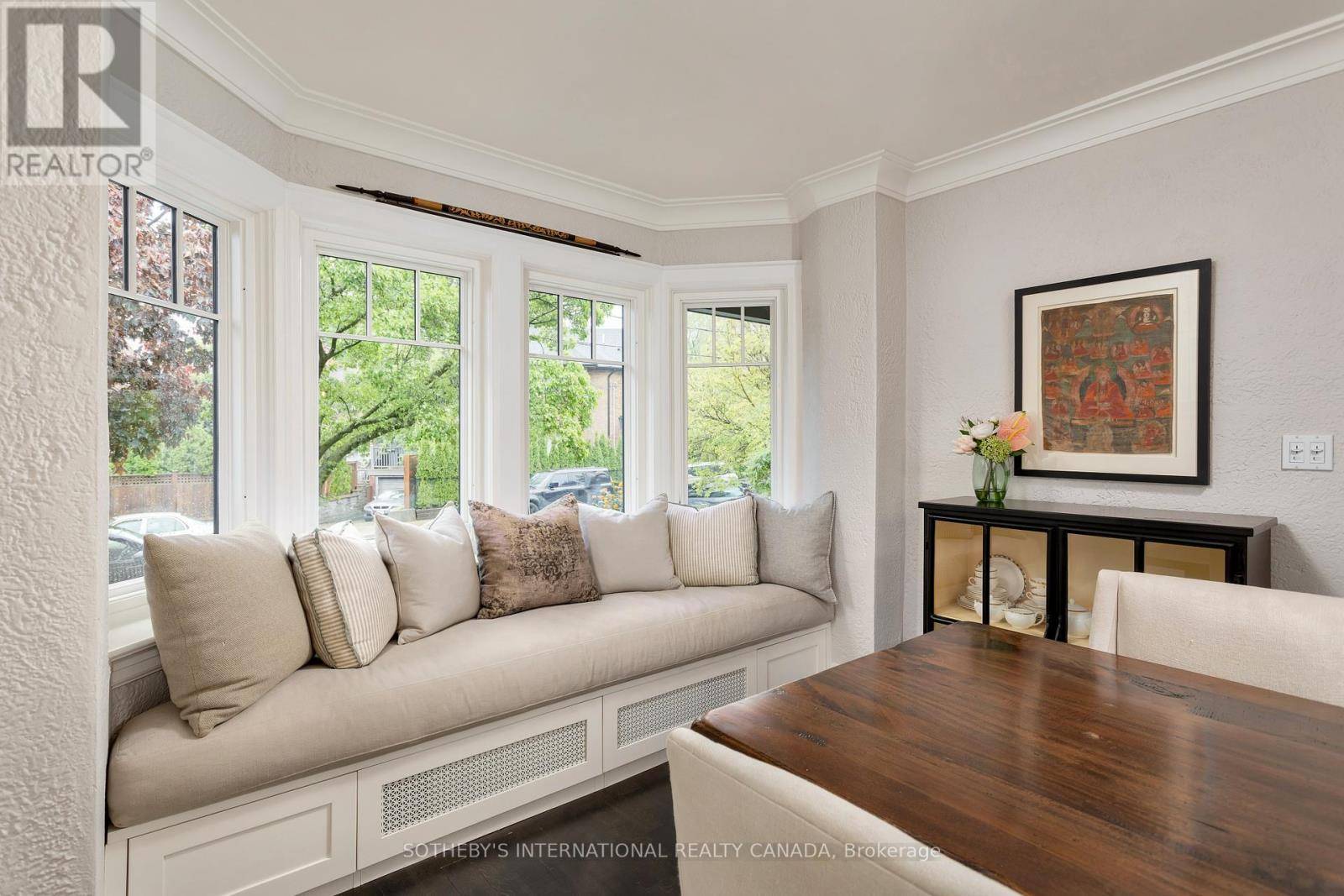 Toronto (bedford Park-nortown), ON M5M2H5,42 MCNAIRN AVENUE