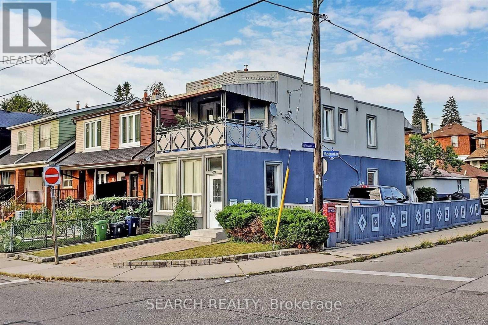 Toronto (oakwood Village), ON M6E3N6,479 WESTMOUNT AVENUE