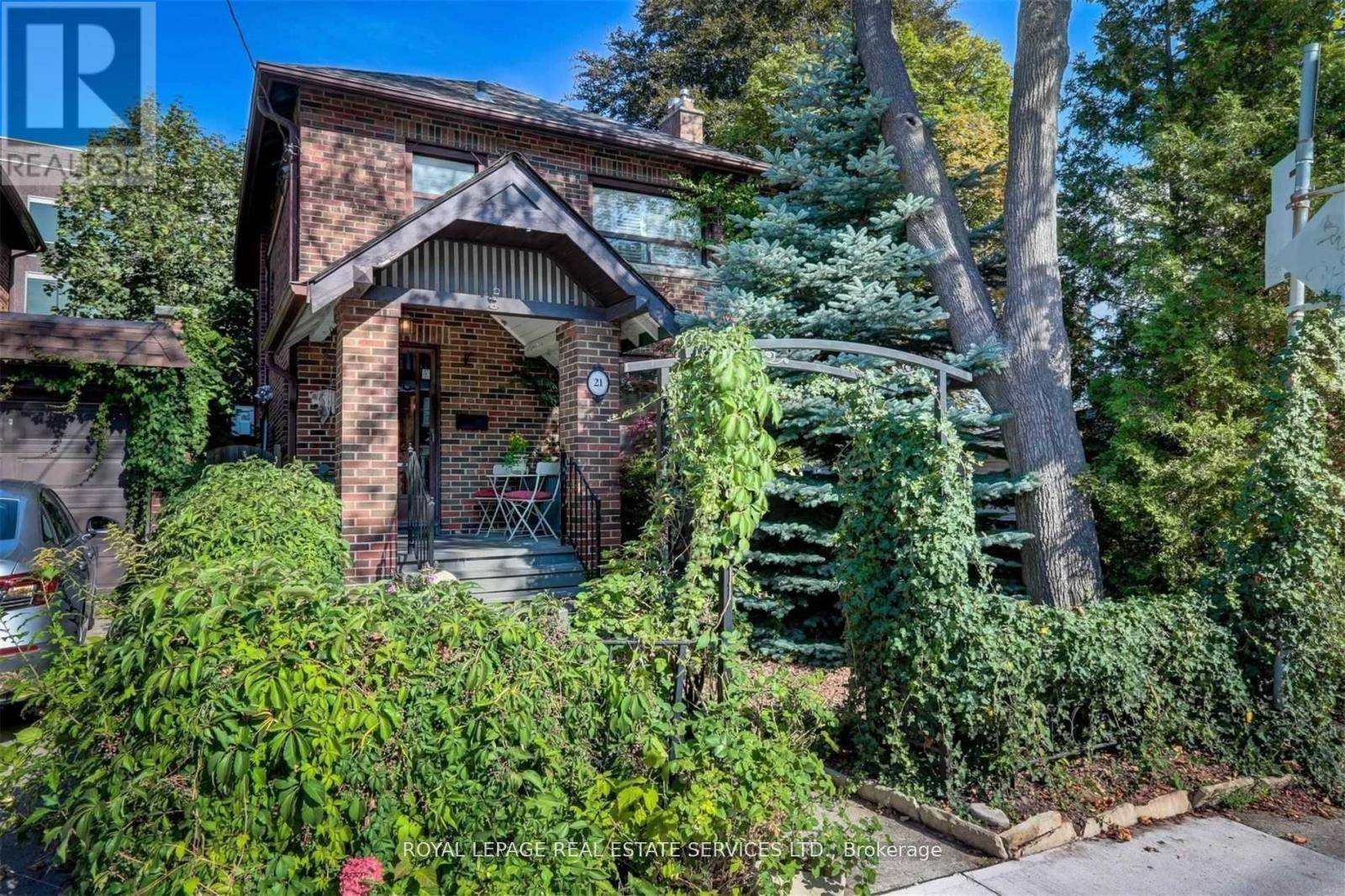 Toronto (lawrence Park North), ON M5M3C3,21 LORINDALE AVENUE