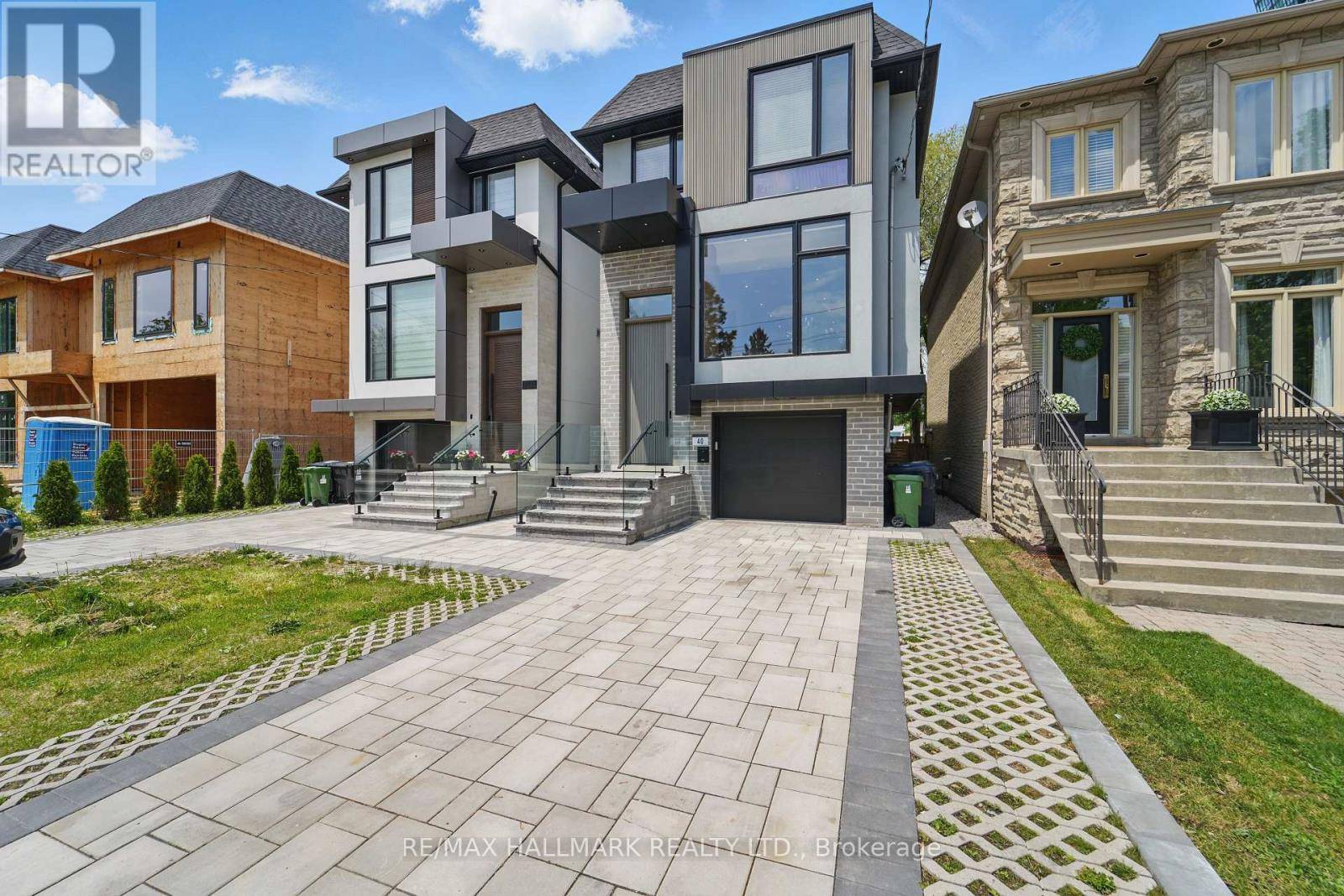 Toronto (lansing-westgate), ON M2N1G8,40 JOHNSTON AVENUE