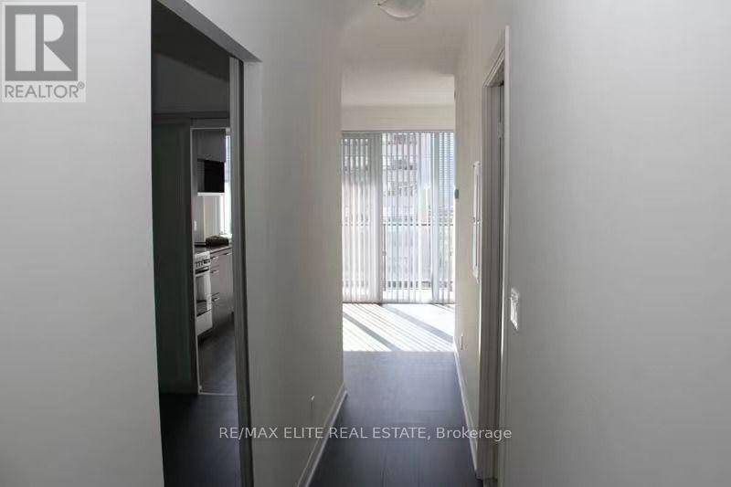 Toronto (waterfront Communities), ON M5V1Y1,435 Richmond ST West #805