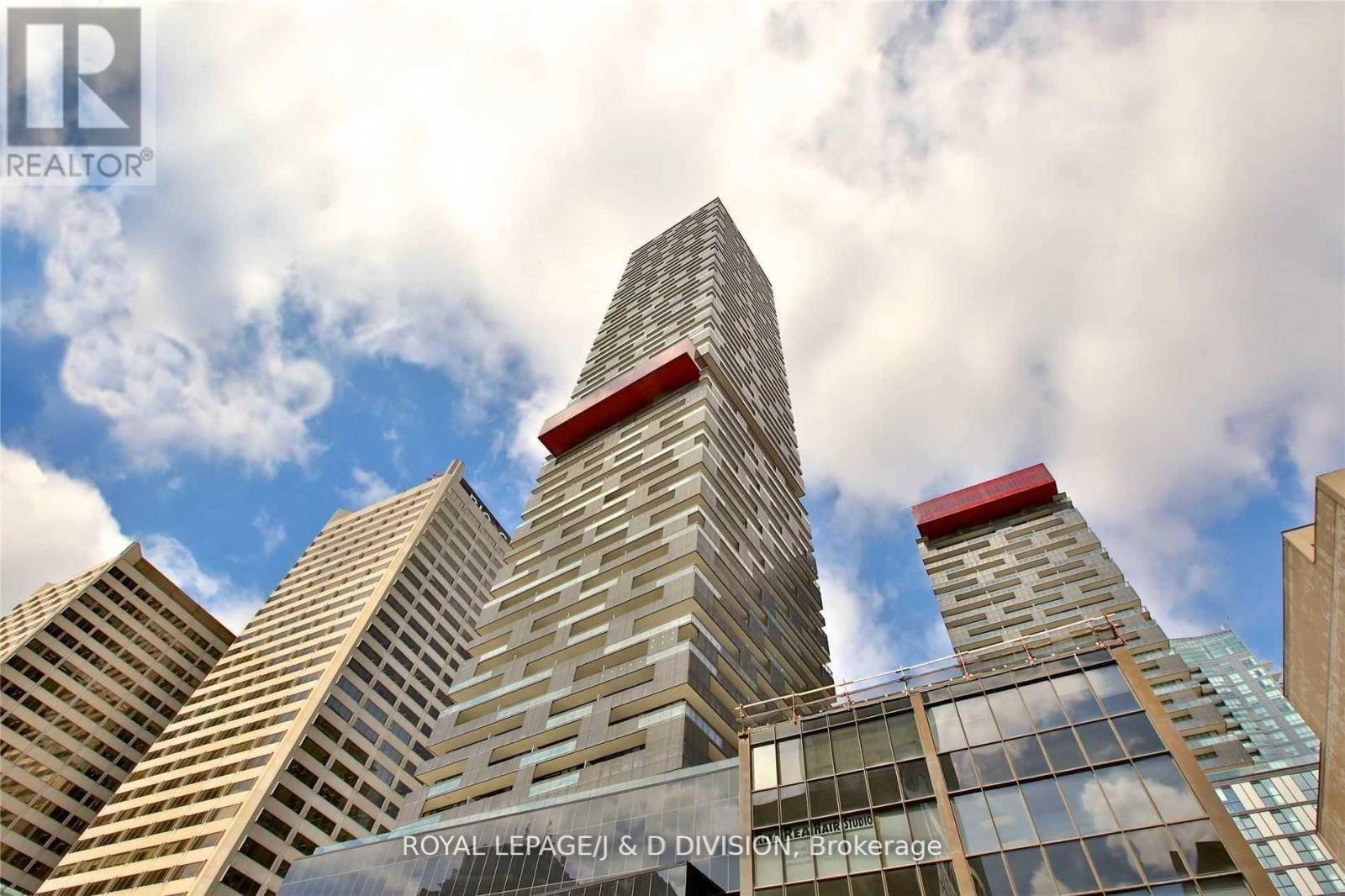 Toronto (mount Pleasant West), ON M4P1A6,8 Eglinton AVE East #707