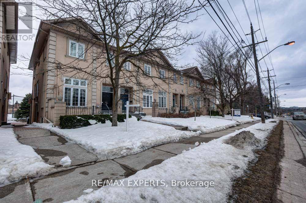 Toronto (newtonbrook East), ON M2M3R9,3348 Bayview AVE #M