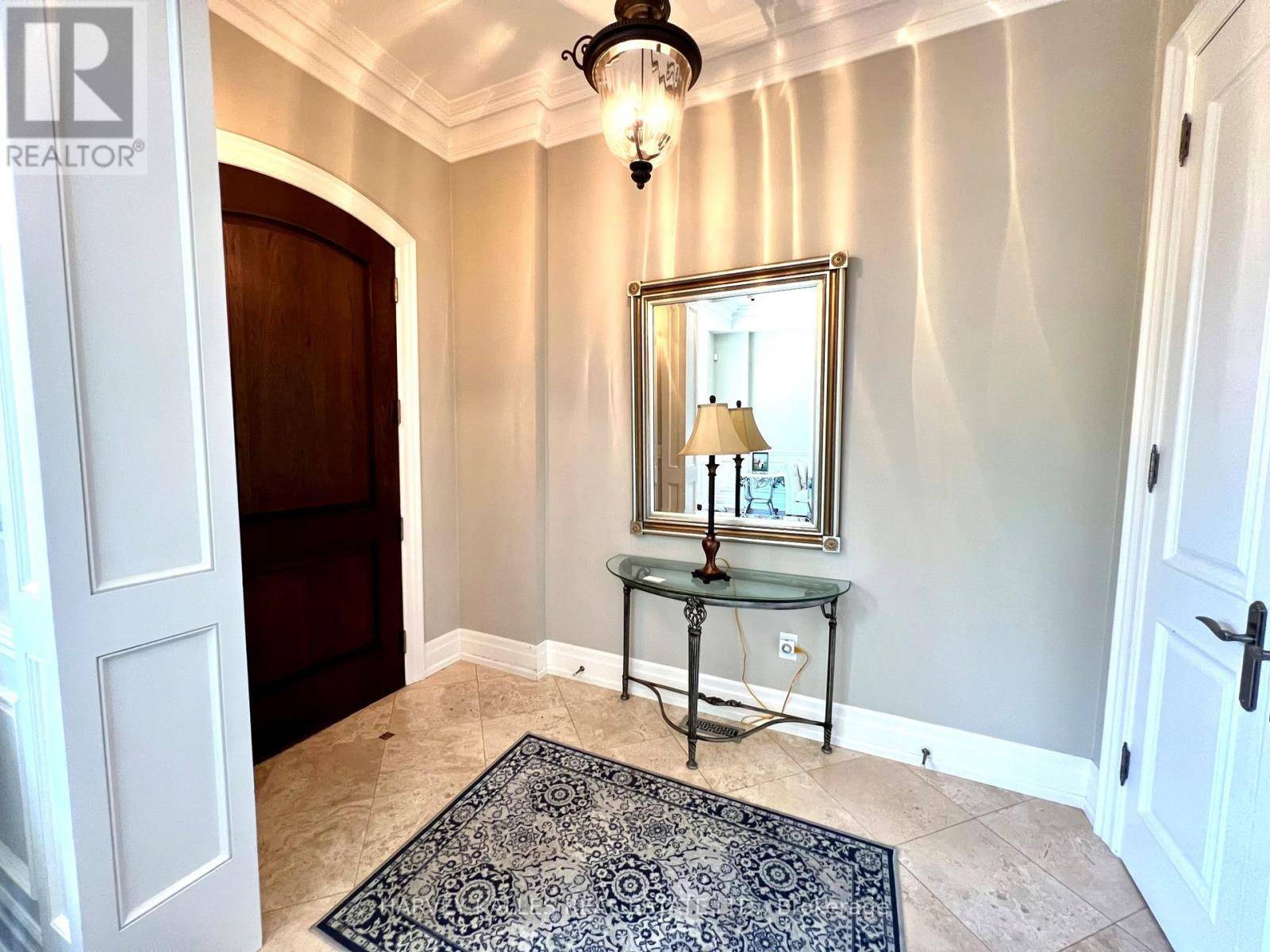 Toronto (bedford Park-nortown), ON M5M2B9,411 DELORAINE AVENUE