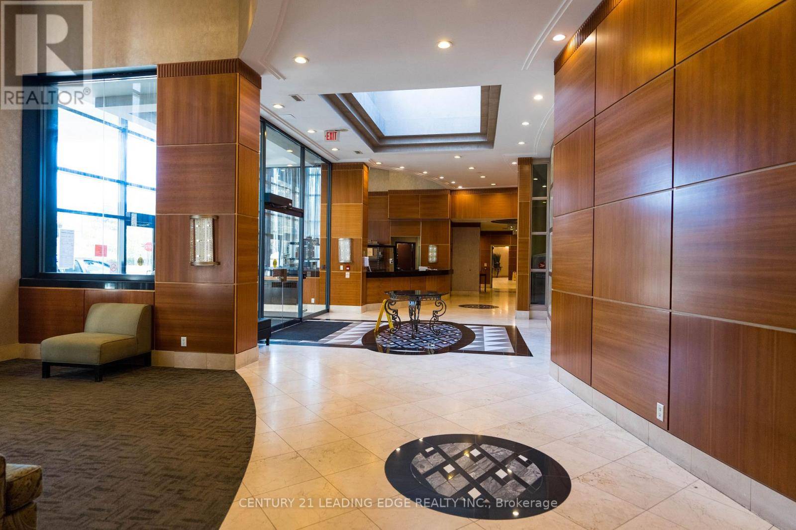 Toronto (lansing-westgate), ON M2N7C6,155 Beecroft RD #607