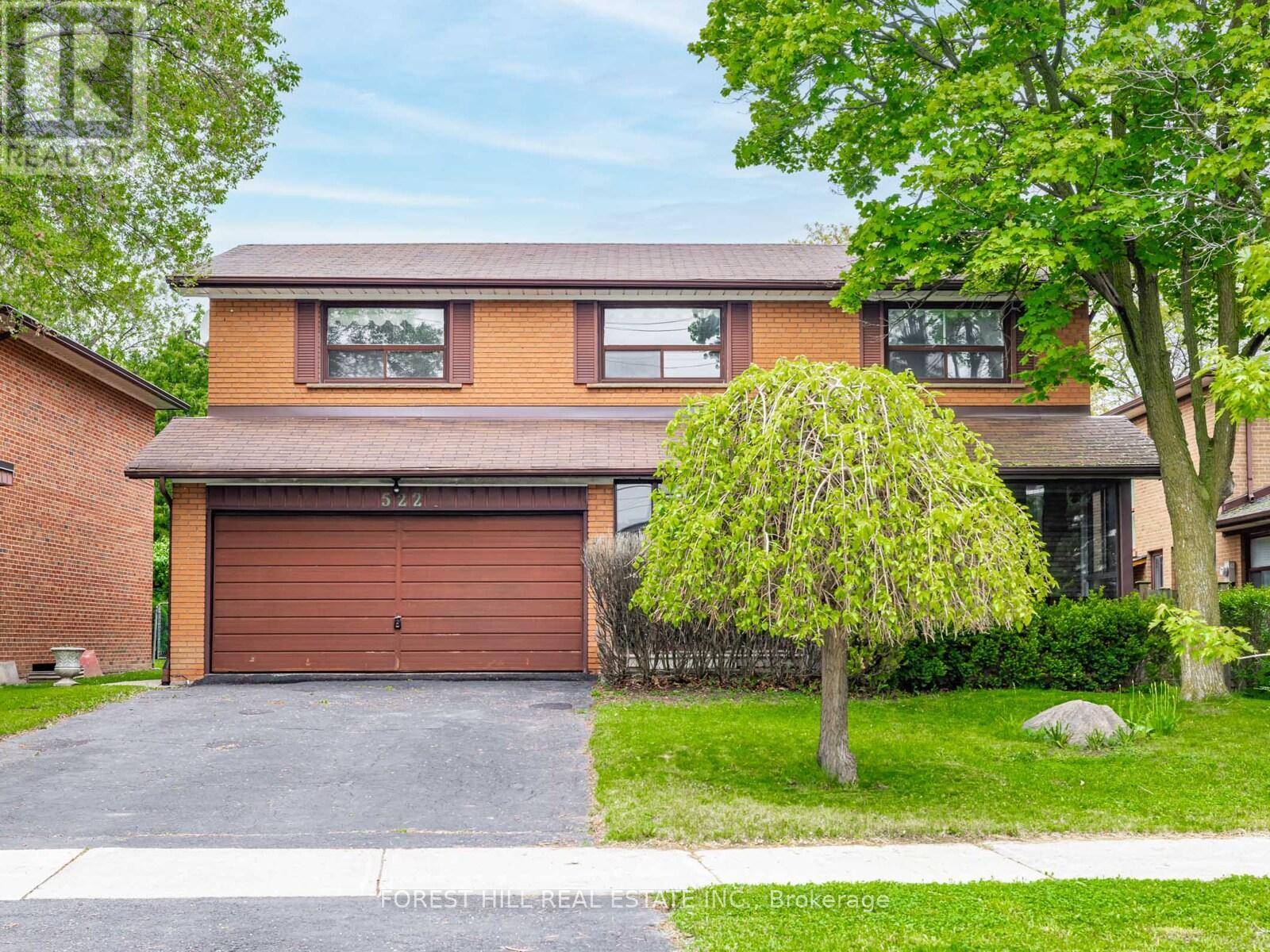 Toronto (bayview Woods-steeles), ON M2K2L9,522 CUMMER AVENUE