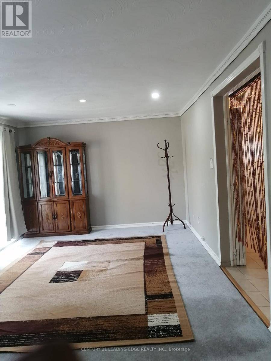 Toronto (hillcrest Village), ON M2H1K8,58 Bedle AVE #2