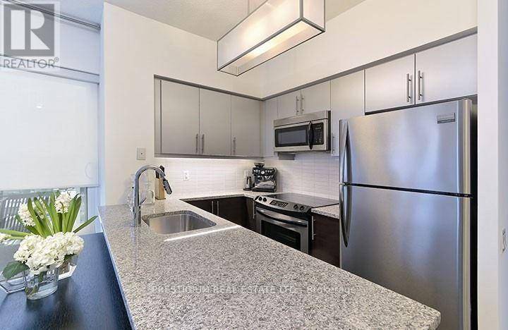 Toronto (mount Pleasant West), ON M4S2J9,83 Redpath AVE #602