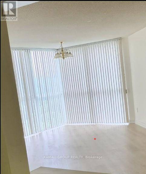 Toronto (banbury-don Mills), ON M3C3M8,5 Concorde PL #1310