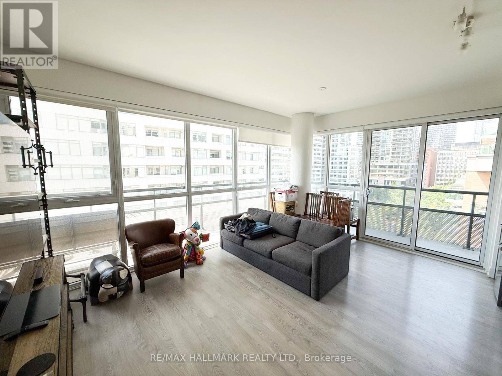 Toronto (mount Pleasant West), ON M4S2H7,11 Lillian ST #707