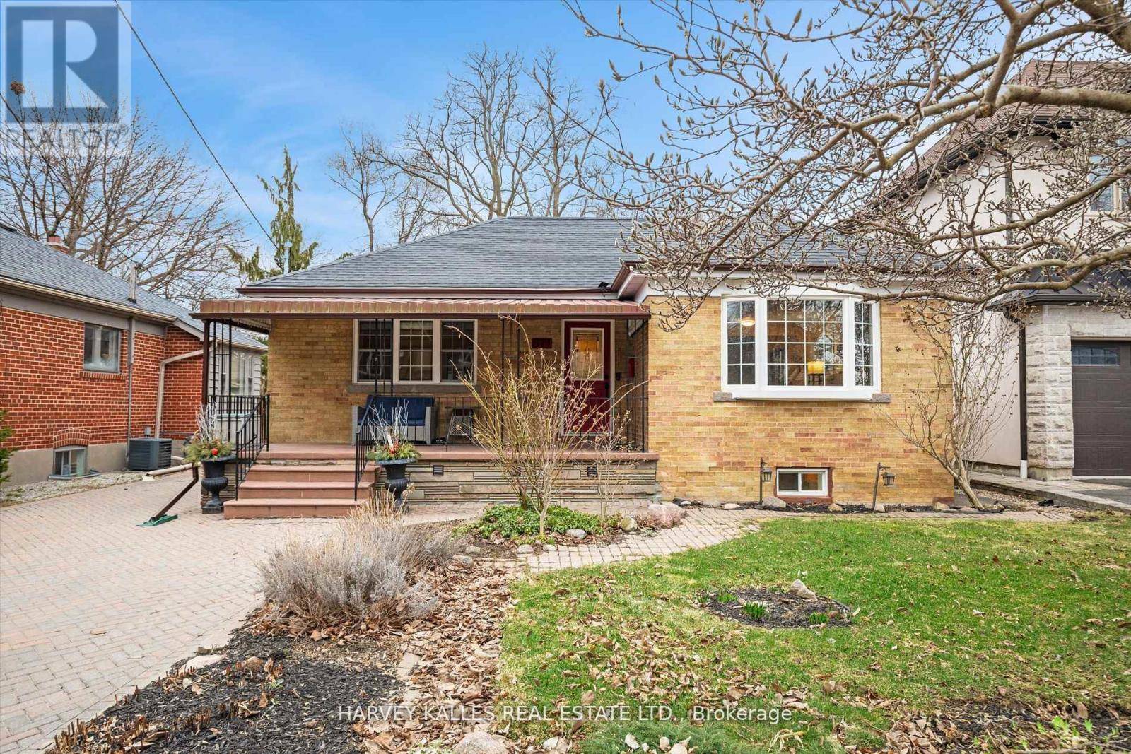 Toronto (willowdale West), ON M2R1H7,371 HOUNSLOW AVENUE